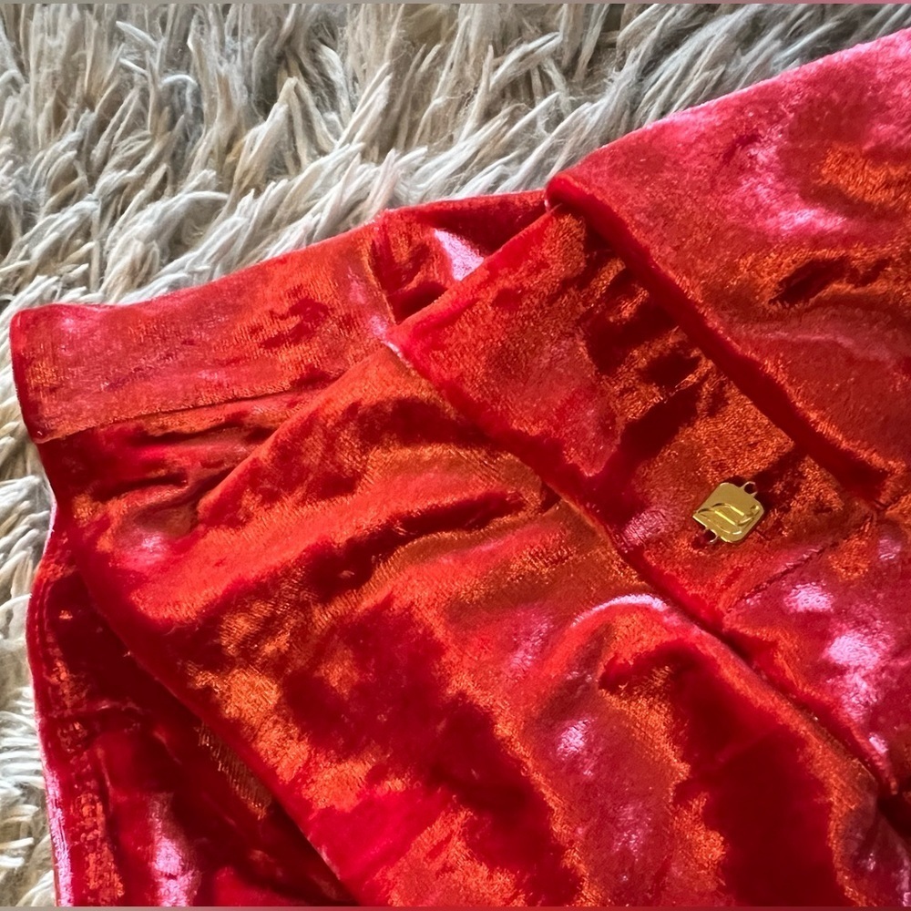 Like new Fabletics high waisted velour leggings - Picture 3 of 5